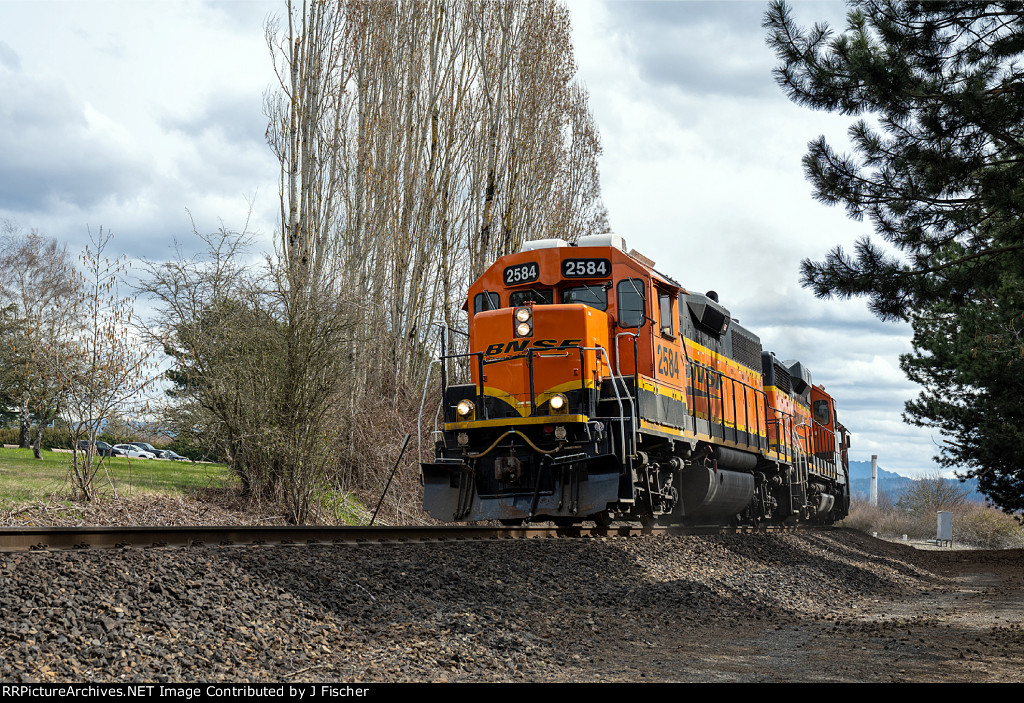 BNSF 2584